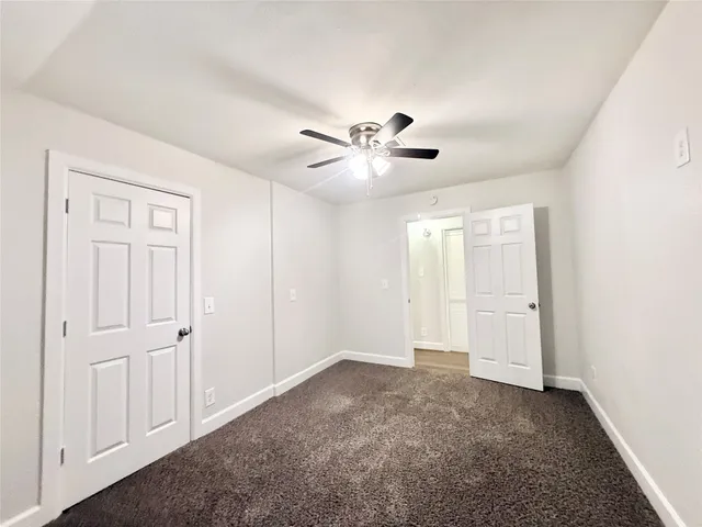 $1,850 | 137 Laurel Street, Lake Jackson, TX 77566