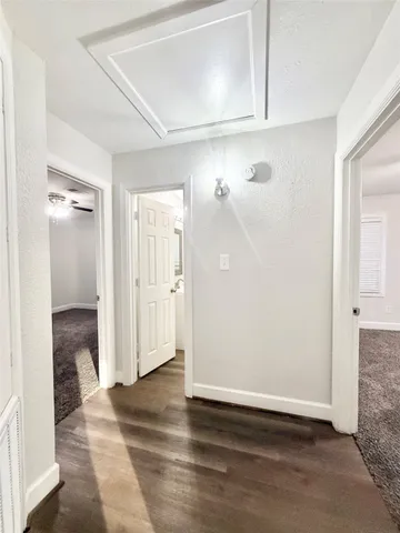 $1,895 | 137 Laurel Street, Lake Jackson, TX 77566