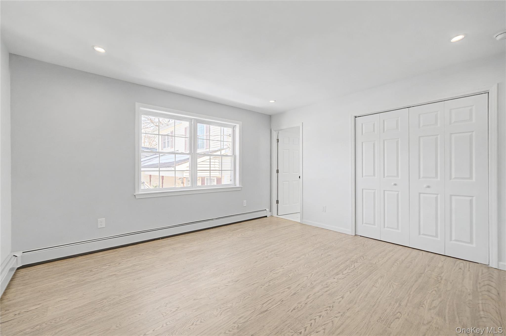 25 Clinton Street Middletown, NY 10940 - Photo 20 of 38 an empty room with windows