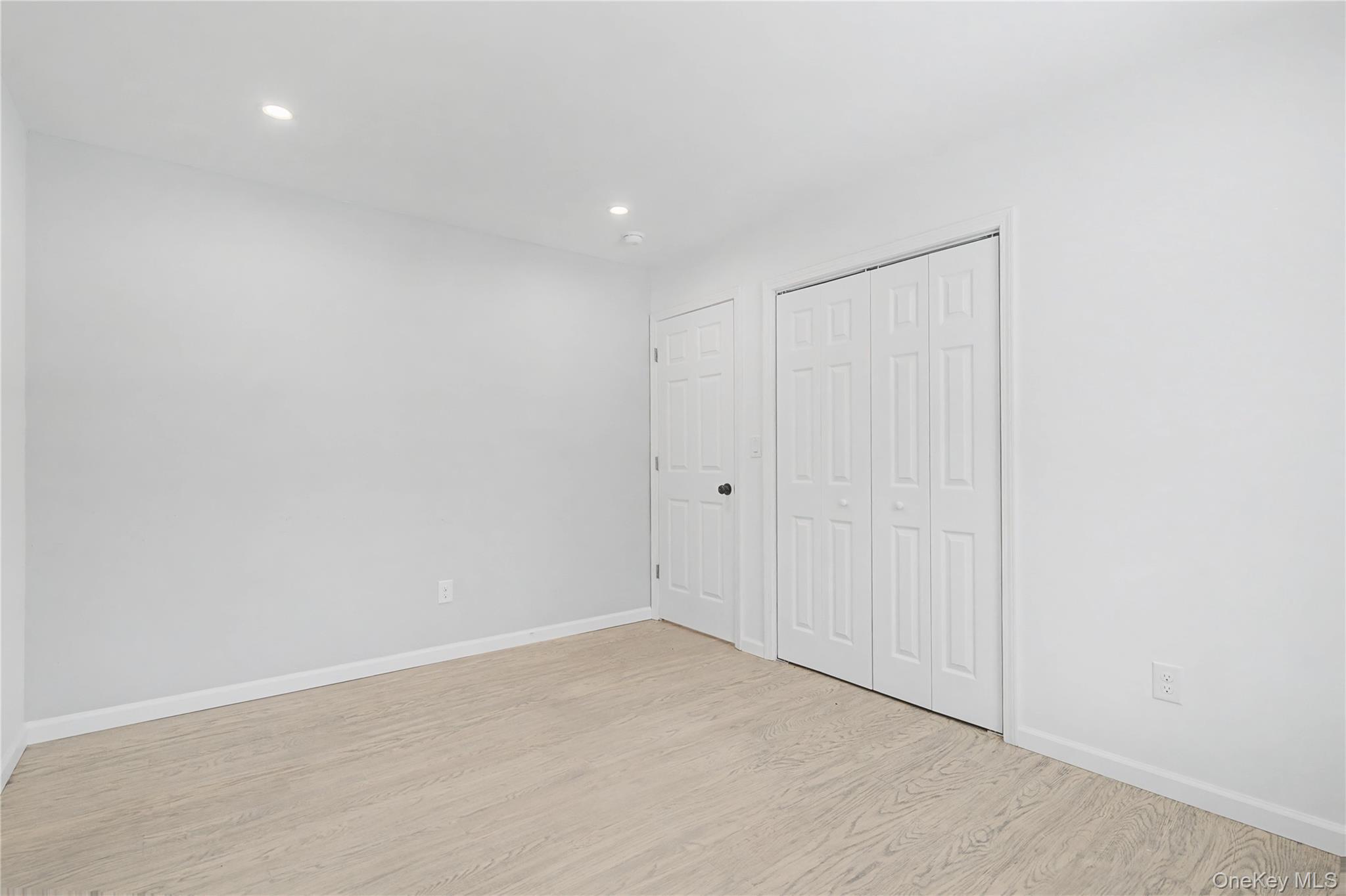 25 Clinton Street Middletown, NY 10940 - Photo 24 of 38