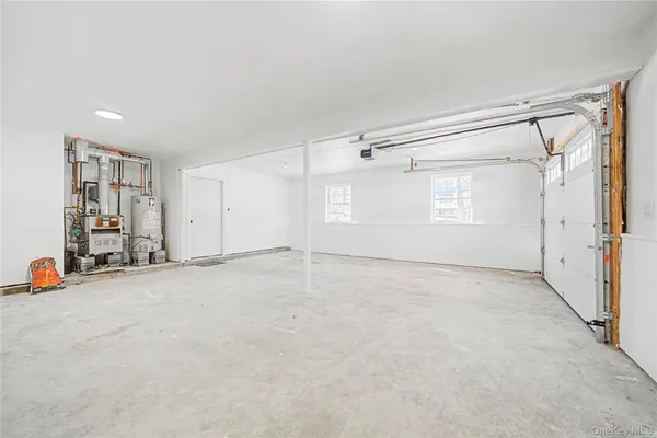 $3,600 | 25 Clinton Street, Middletown, NY 10940