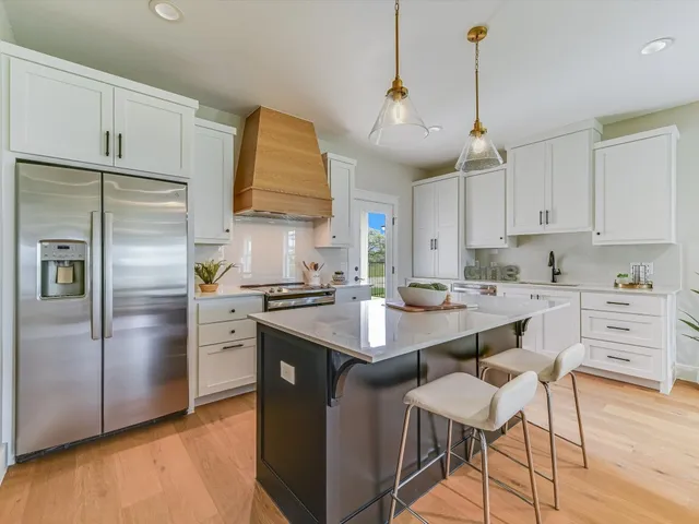 $2,450 | 410 Stagecoach Trail, San Marcos, TX 78666