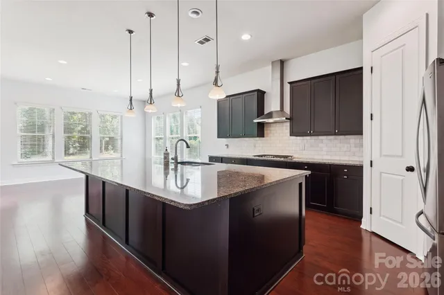 $879,000 | 657 Chase Court, Fort Mill, SC 29708