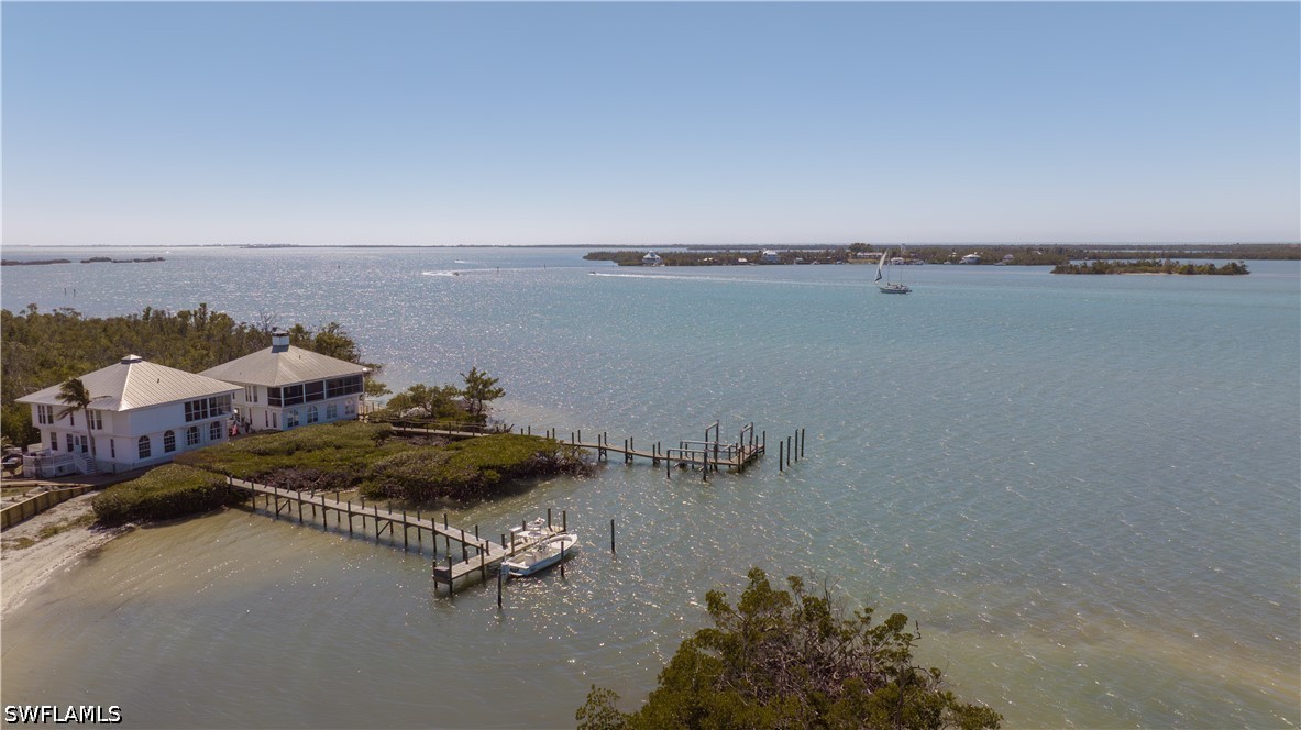 303 Useppa Useppa Island Bokeelia, FL 33922 - Photo 3 of 50
