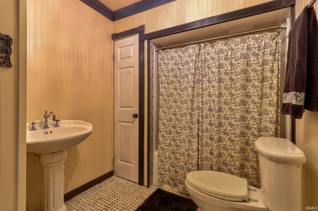 $379,000 | 315 Chandler Avenue, Evansville, IN 47713