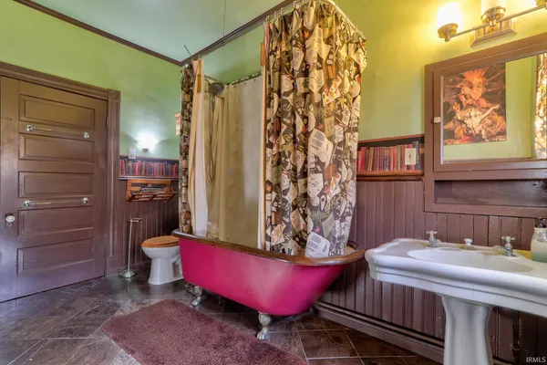 $359,900 | 315 Chandler Avenue, Evansville, IN 47713