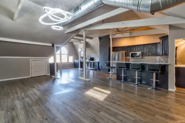 $359,900 | 315 Chandler Avenue, Evansville, IN 47713