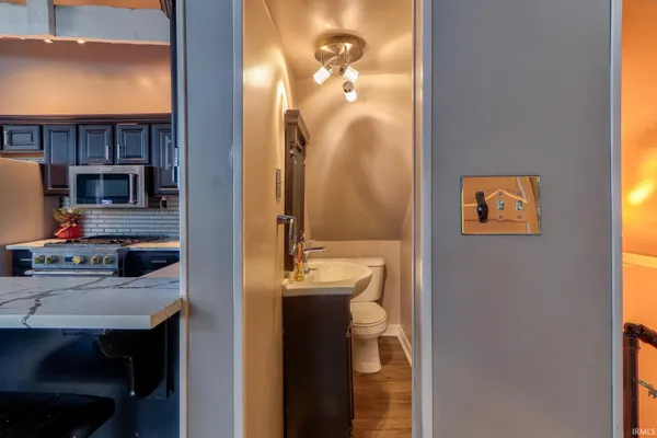 $359,900 | 315 Chandler Avenue, Evansville, IN 47713