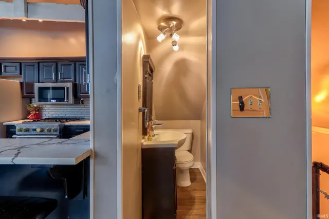 $379,000 | 315 Chandler Avenue, Evansville, IN 47713