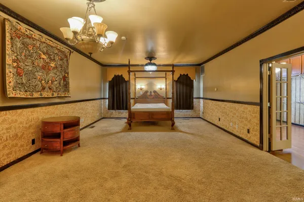 $359,900 | 315 Chandler Avenue, Evansville, IN 47713