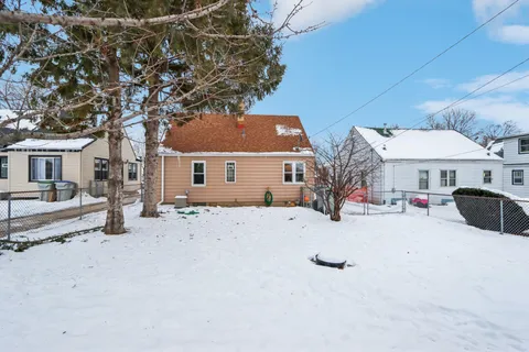 $224,500 | 3781 South 21st Street, Milwaukee, WI 53221