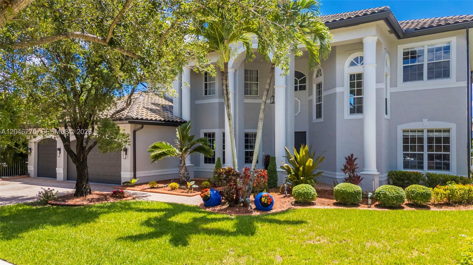 4135 Southwest 186th Way Miramar, FL 33029 - Photo 1 of 76