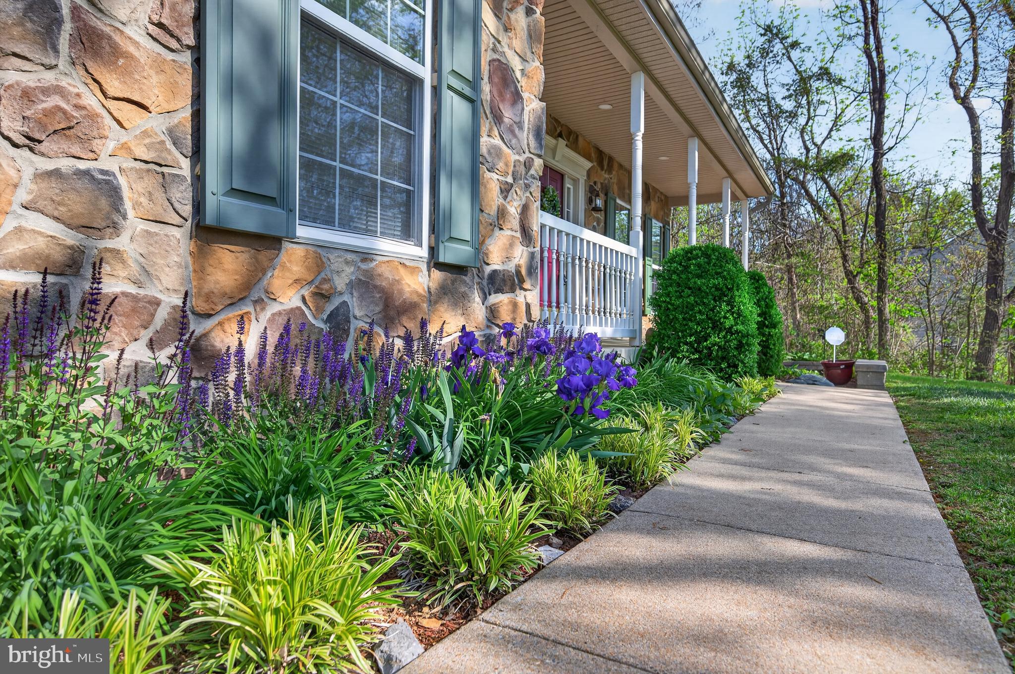 983 Files Cross Road Martinsburg, WV 25404 - Photo 6 of 49