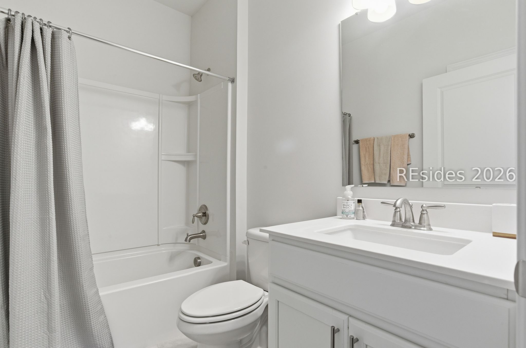 246 Lombards Mill Lane Bluffton, SC 29909 - Photo 23 of 33 Guest bathroom convenient to bedroom and office