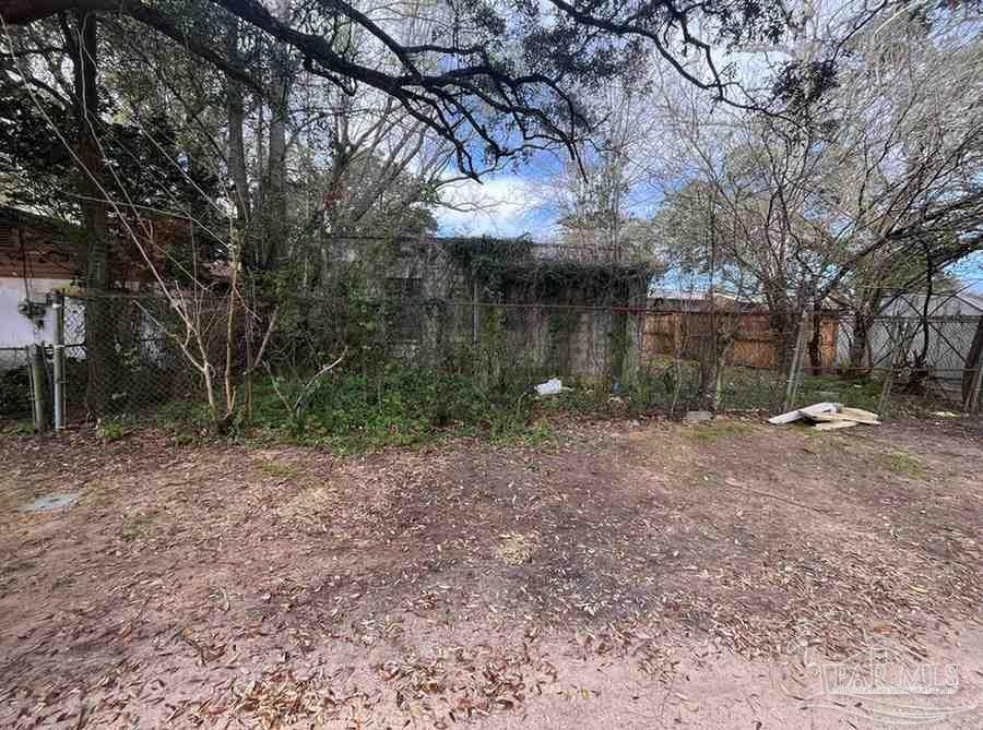 3109 North R Street Pensacola, FL 32505 - Photo 1 of 7