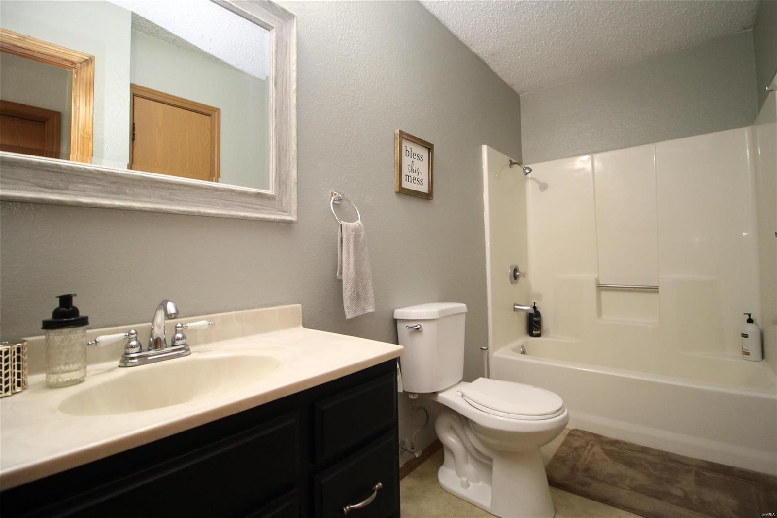 526 Shellview Street Bethalto, IL 62010 - Photo 13 of 29