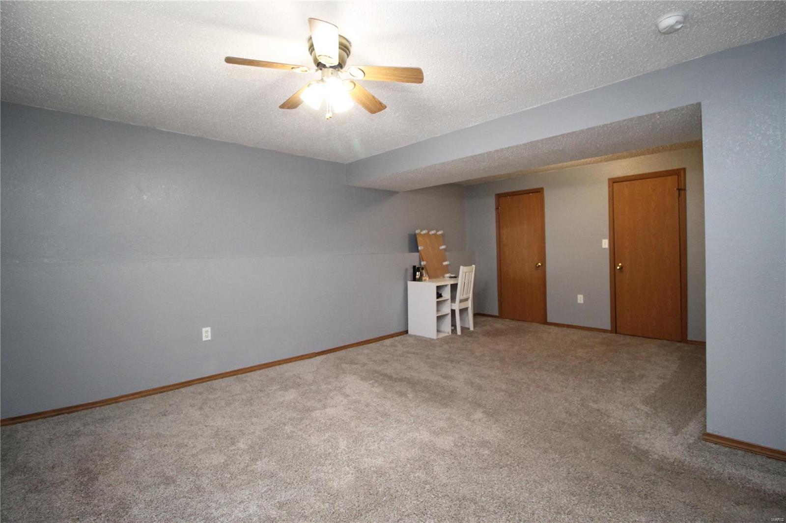526 Shellview Street Bethalto, IL 62010 - Photo 7 of 29