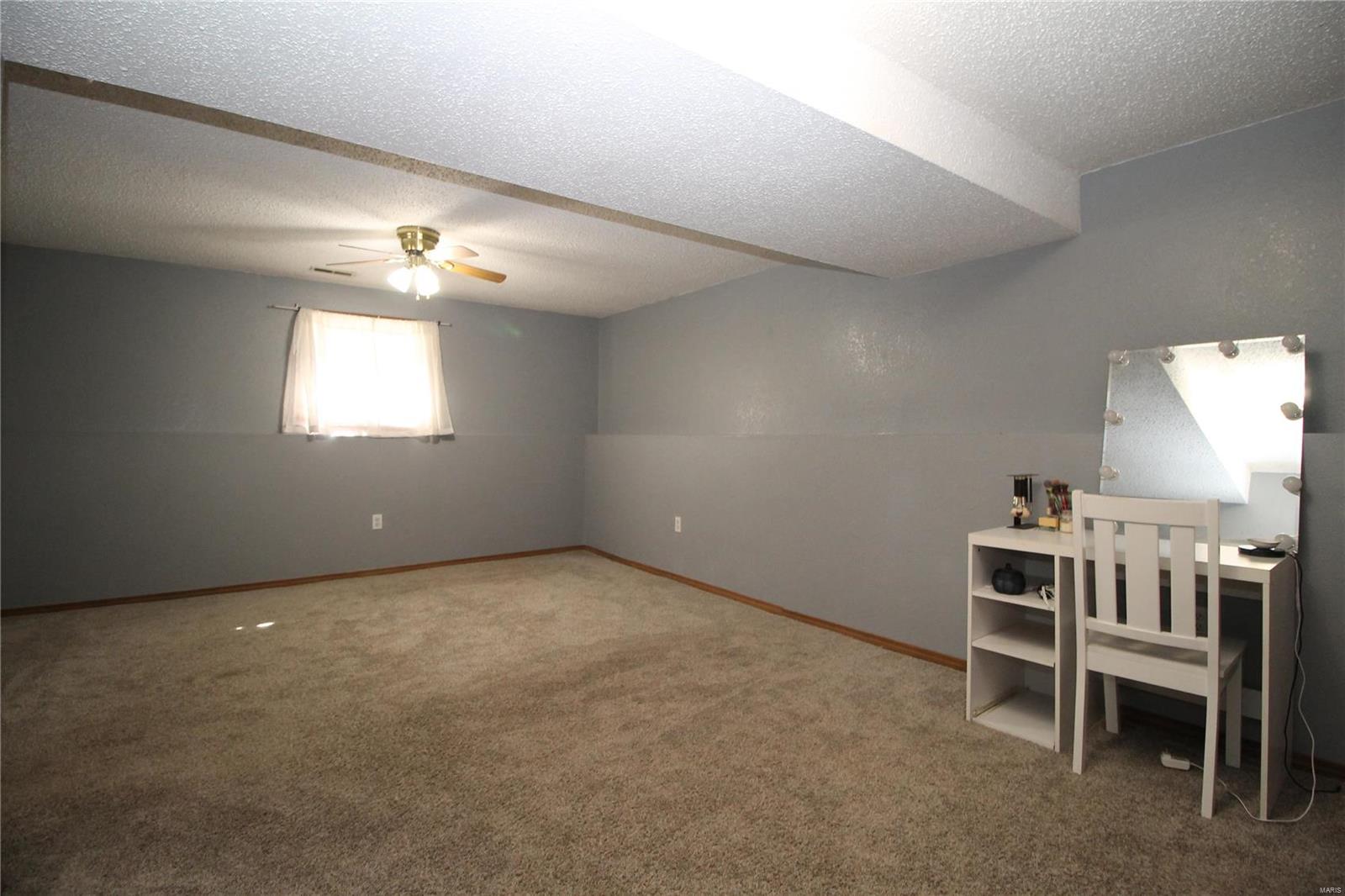 526 Shellview Street Bethalto, IL 62010 - Photo 9 of 29