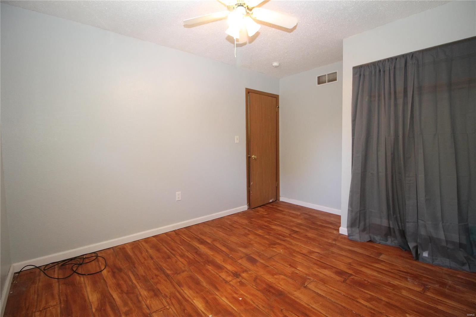 526 Shellview Street Bethalto, IL 62010 - Photo 10 of 29