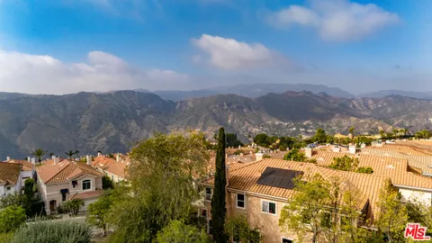 $1,100,000 | 1579 Calle Patricia, Pacific Palisades, CA 90272