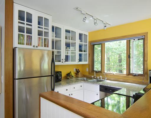 222 Mitchell Road Cape Elizabeth, ME 04107 - Photo 2 of 12 Kitchen.