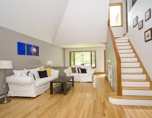 222 Mitchell Road Cape Elizabeth, ME 04107 - Photo 4 of 12 Living Room.