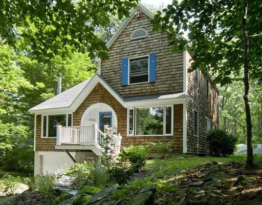 222 Mitchell Road Cape Elizabeth, ME 04107 - Photo 10 of 12 Exterior Front.