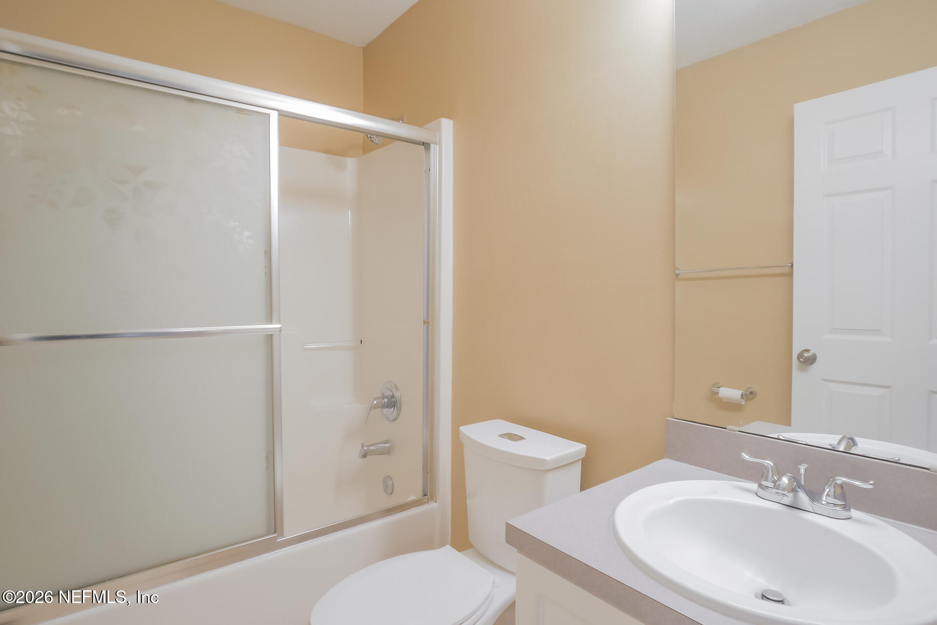 304 Segovia Road St. Augustine, FL 32086 - Photo 13 of 15 a bathroom with a sink toilet and shower