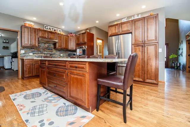 $815,000 | 27243 South 88th Avenue, Monee, IL 60449