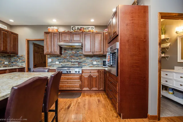 $815,000 | 27243 South 88th Avenue, Monee, IL 60449