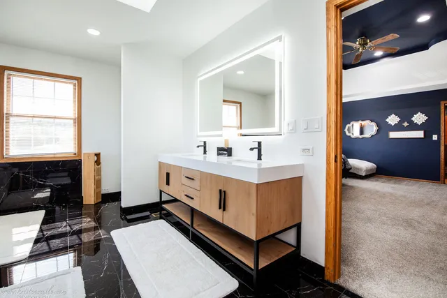 $815,000 | 27243 South 88th Avenue, Monee, IL 60449