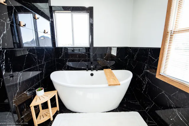 $815,000 | 27243 South 88th Avenue, Monee, IL 60449