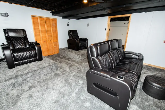 $815,000 | 27243 South 88th Avenue, Monee, IL 60449