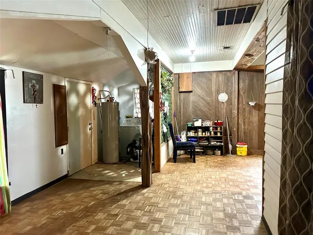 $169,000 | 901 West Front Street, Goldthwaite, TX 76844