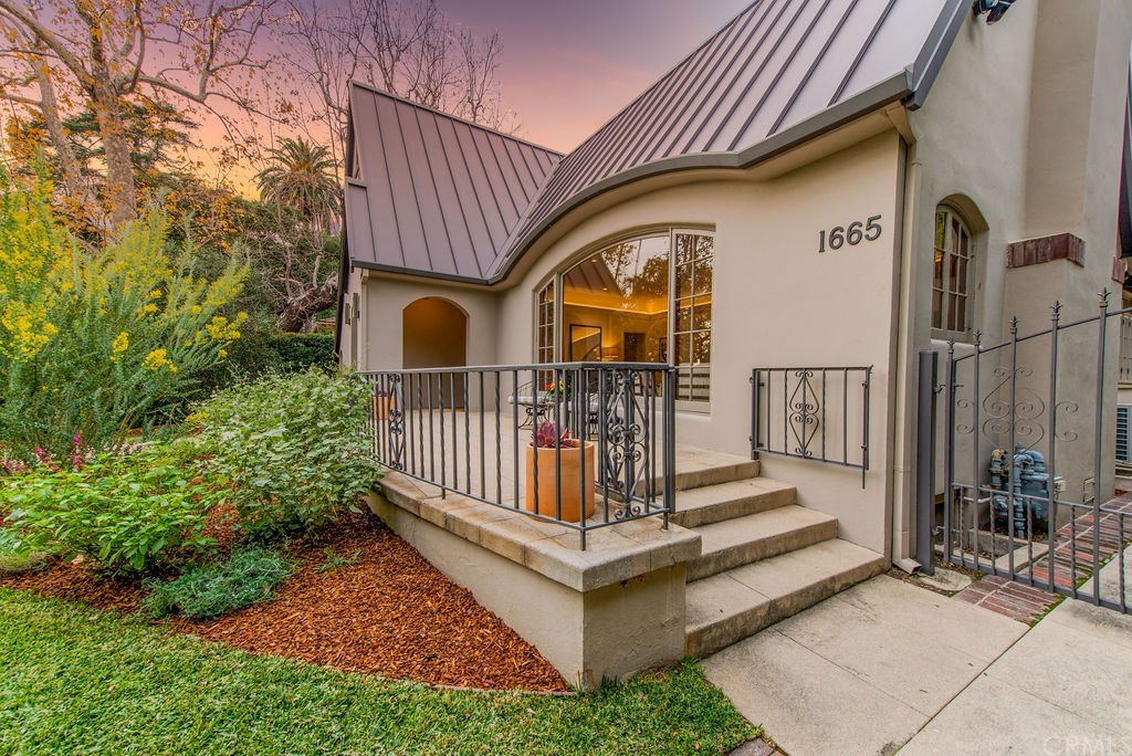 1665 Braeburn Road Altadena, CA 91001 - Photo 3 of 69