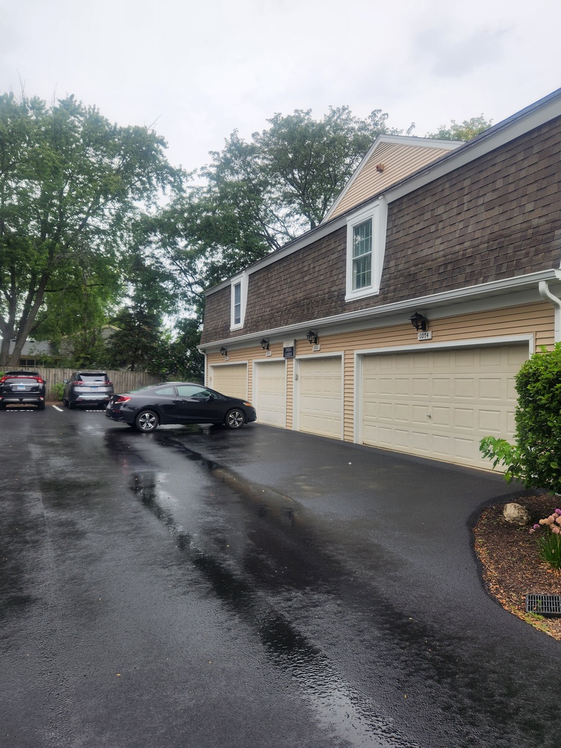 1066 Spring Garden Circle, Unit 66 Naperville, IL 60563 - Photo 20 of 24