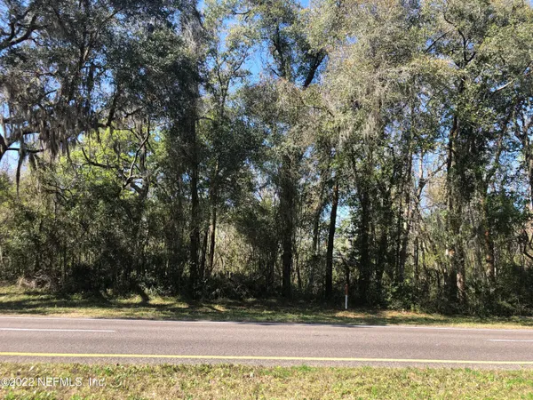 $318,295 | 473 Highway 17, San Mateo, FL 32187