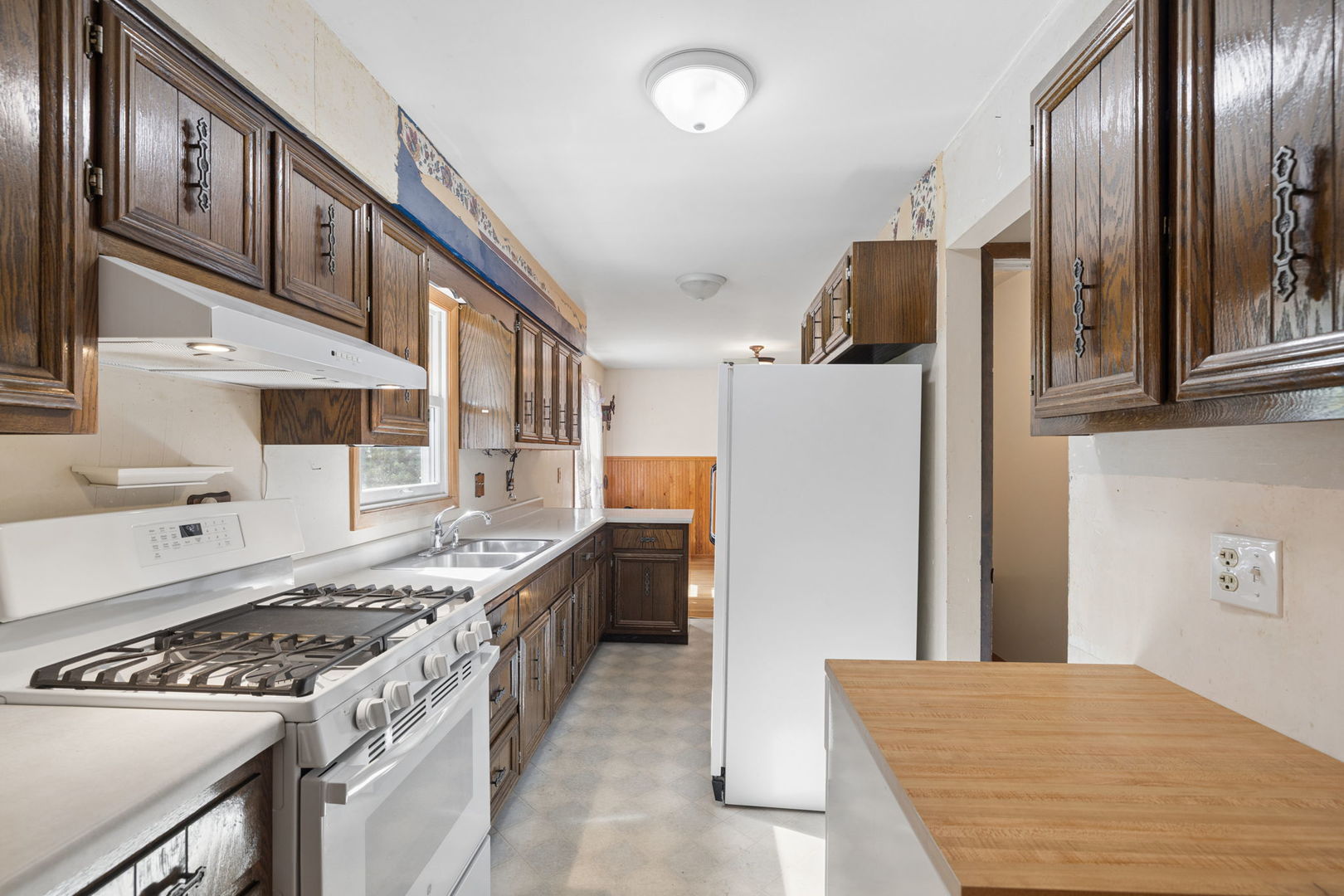208 South Anderson Road New Lenox, IL 60451 - Photo 7 of 26 Gallery Image 7