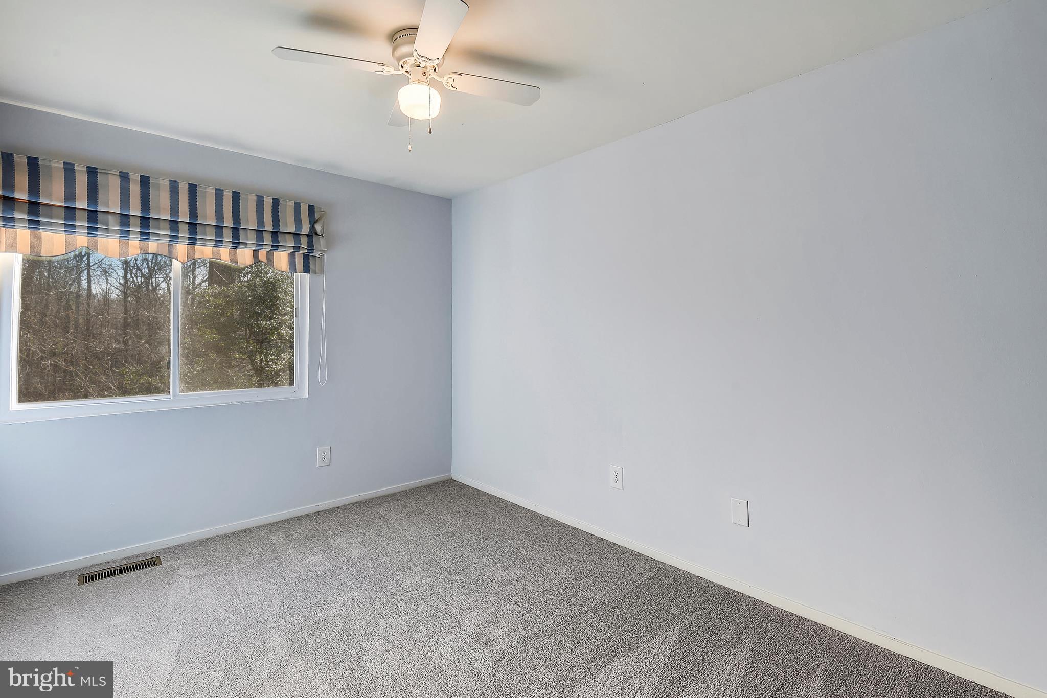 2274 Wheelwright Court Reston, VA 20191 - Photo 22 of 32 Bedroom 2