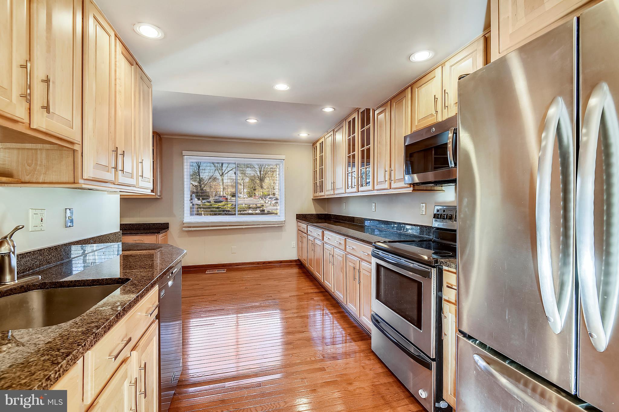 2274 Wheelwright Court Reston, VA 20191 - Photo 8 of 32 HUGE run of cabinets added in major remodel