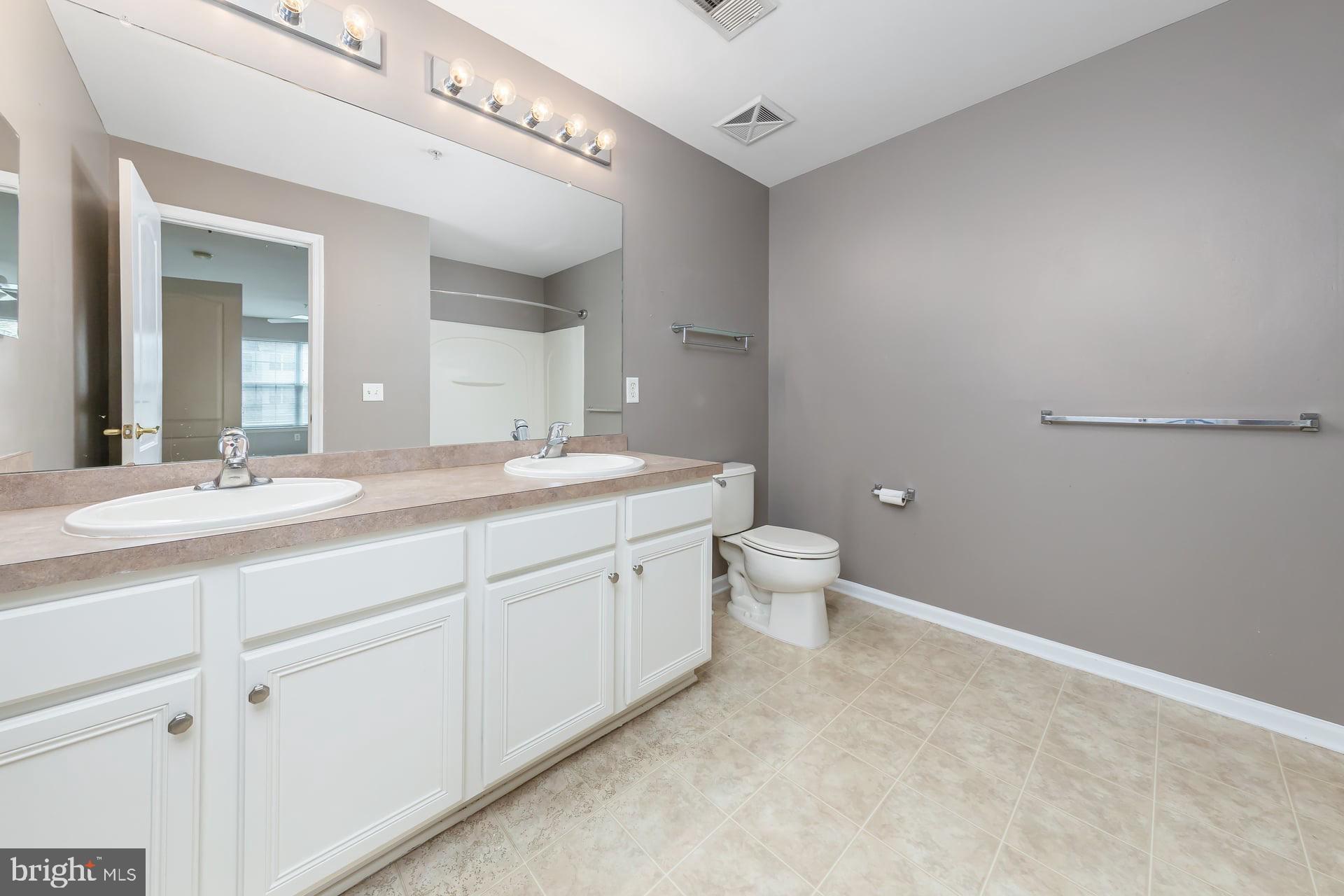 85 Highbridge Lane West Deptford, NJ 08086 - Photo 12 of 15