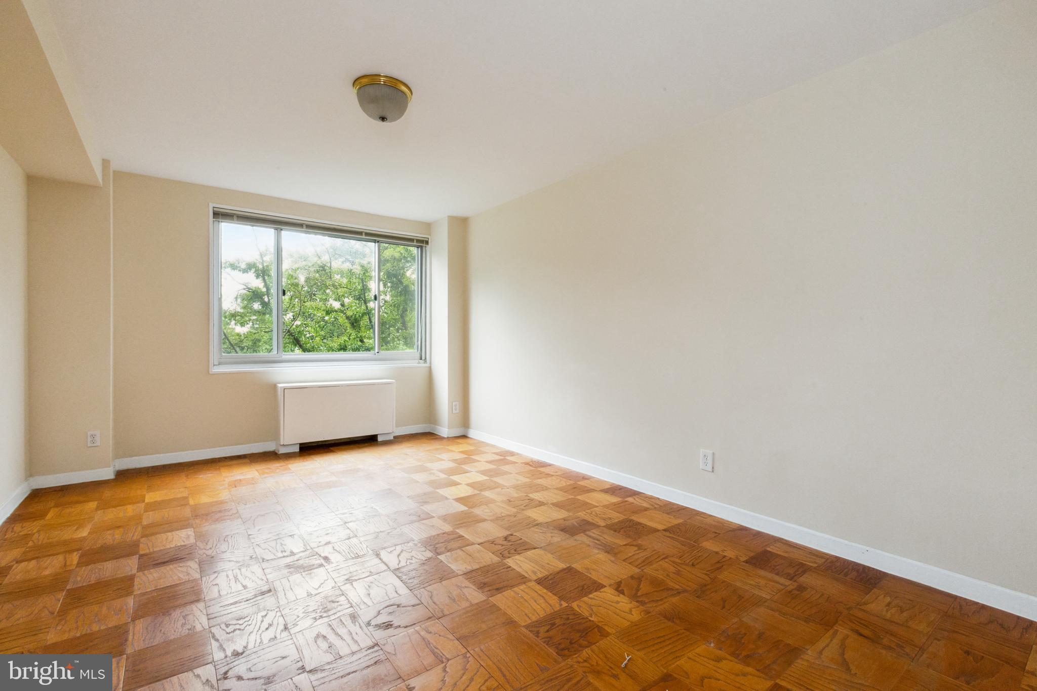 1900 Lyttonsville Road, Unit 614 Silver Spring, MD 20910 - Photo 15 of 30 Gallery Image 15