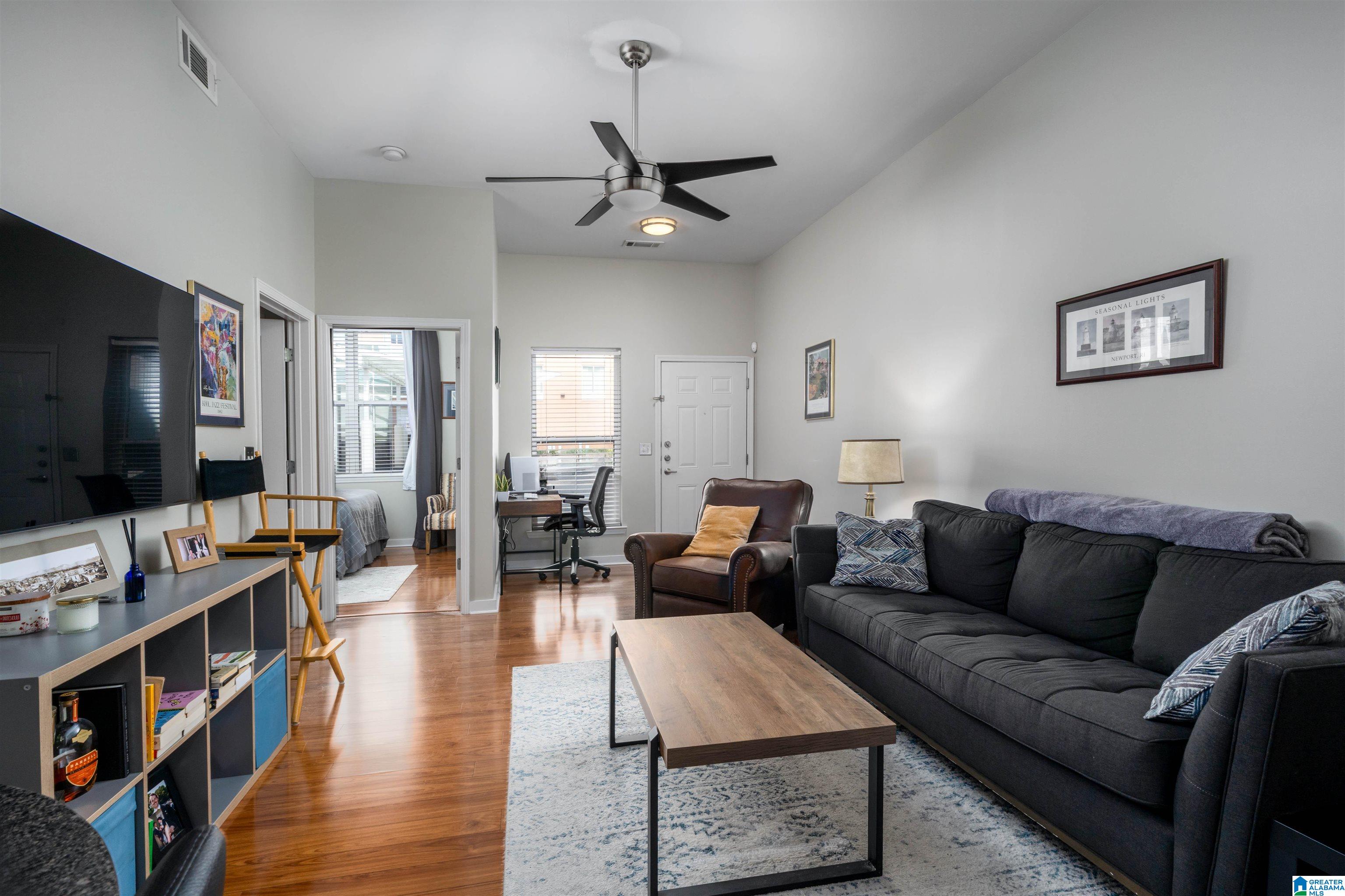 401 20th Street South, Unit 113 Birmingham, AL 35233 - Photo 4 of 34