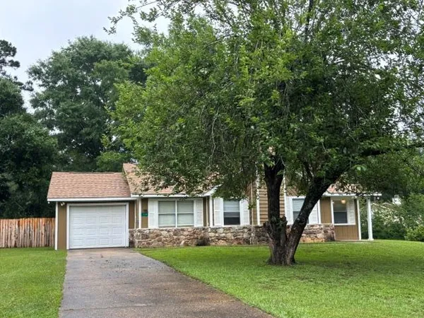 $165,000 | 159 Crystal Drive, Ozark, AL 36360