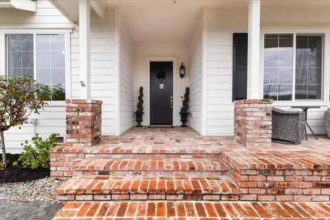 $1,425,000 | 77 Chelsea Drive, Santa Rosa, CA 95403