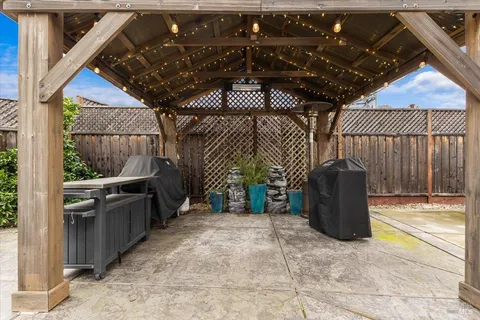 $1,425,000 | 77 Chelsea Drive, Santa Rosa, CA 95403