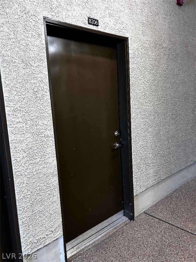 2555 Hampton Road, Unit 8206 Henderson, NV 89052 - Photo 30 of 35 Garage Door