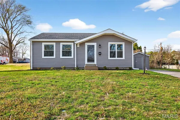 $239,000 | 2643 Bonniebrook Drive, Maryland Heights, MO 63043