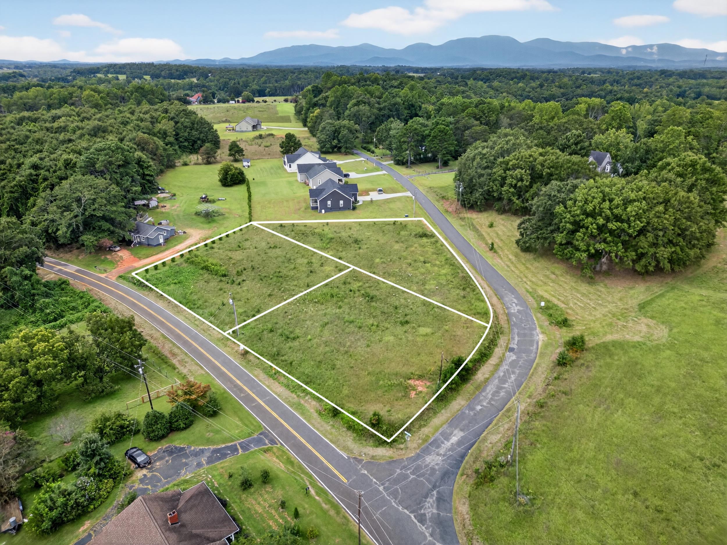 620 Motlow Creek Road Campobello, SC 29322 - Photo 2 of 9 Gallery Image 2