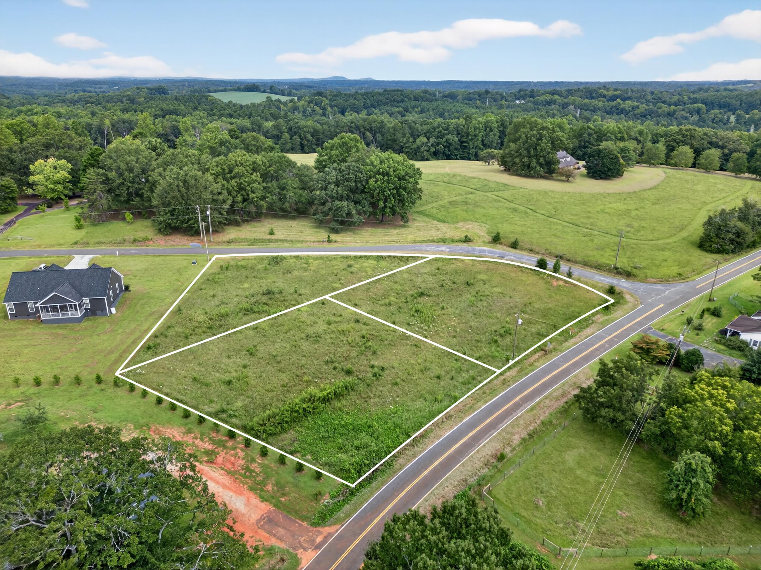 620 Motlow Creek Road Campobello, SC 29322 - Photo 4 of 9 Gallery Image 4